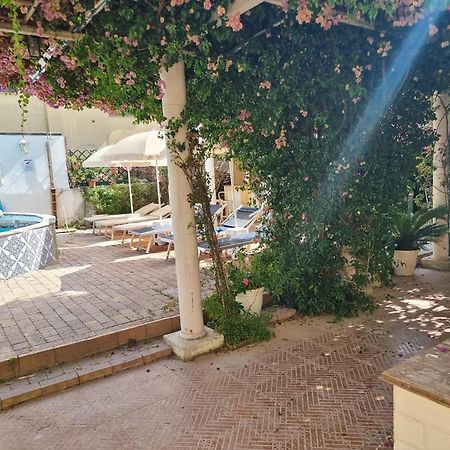 Villino Angela A Sant'Anna Lägenhet Boscotrecase Exteriör bild
