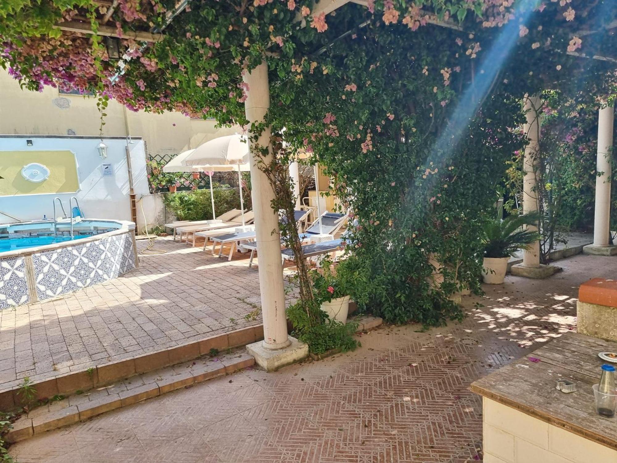 Villino Angela A Sant'Anna Lägenhet Boscotrecase Exteriör bild
