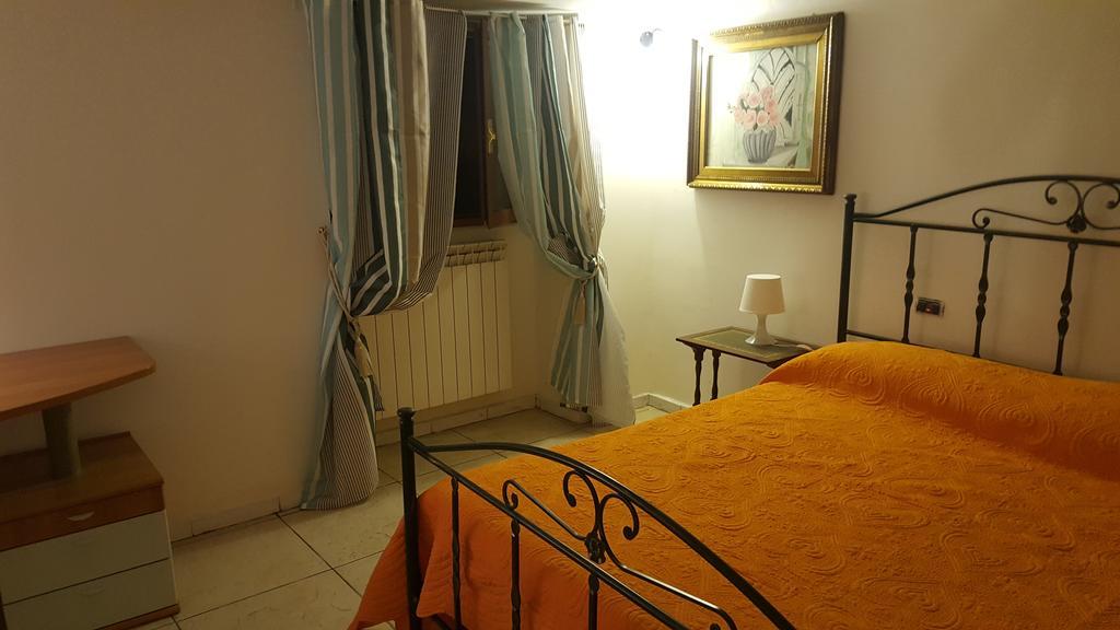 Villino Angela A Sant'Anna Lägenhet Boscotrecase Exteriör bild